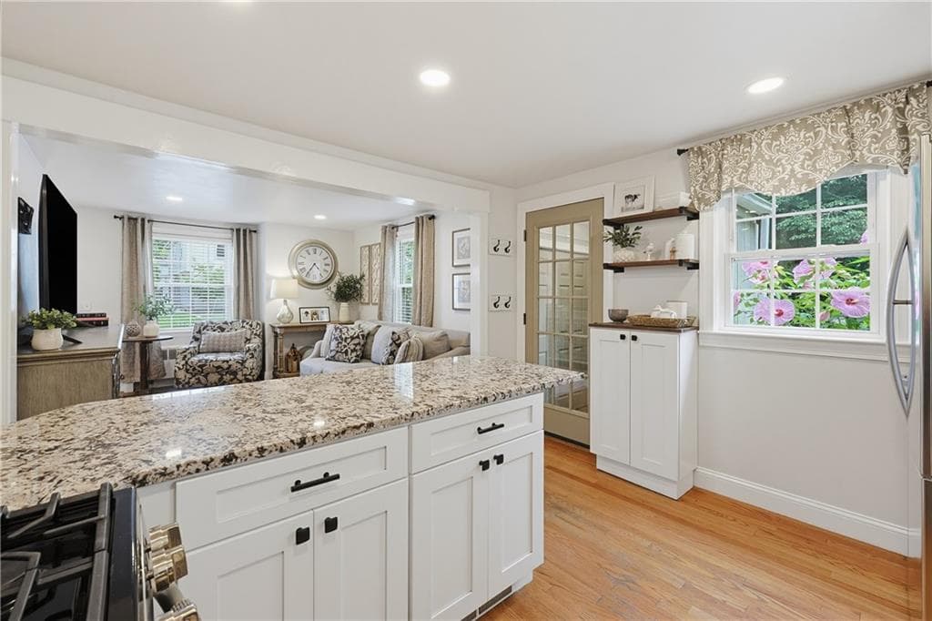 Single Family Residence at 7 Whipple Avenue, Barrington, photo 7 of 24