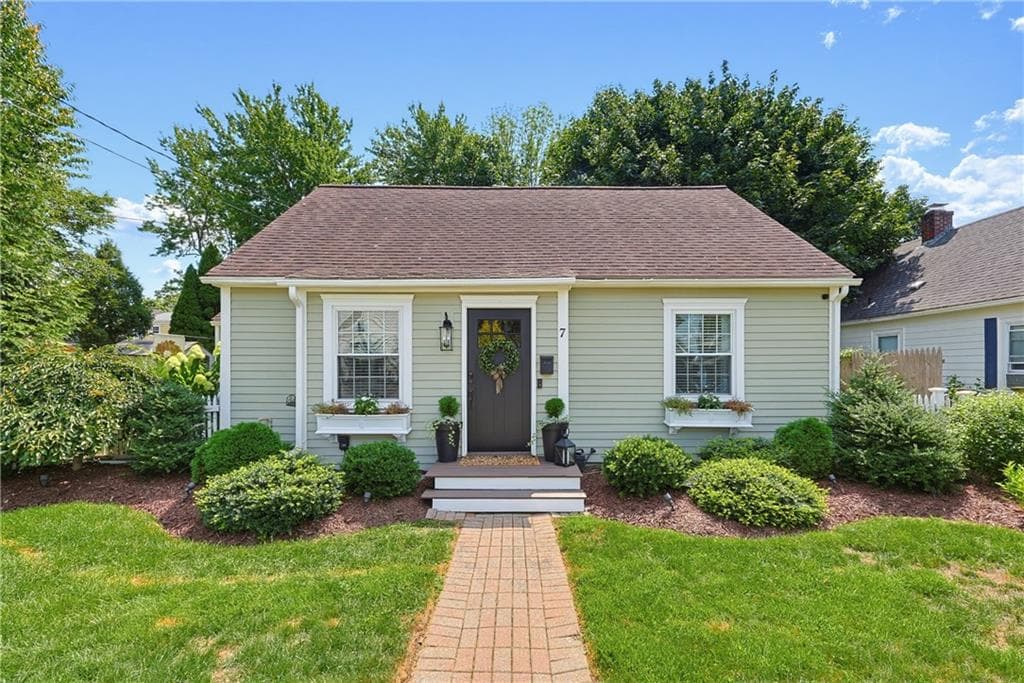 7 Whipple Avenue
