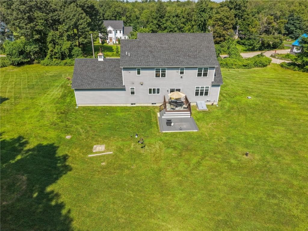 277 Yew Street photo 26
