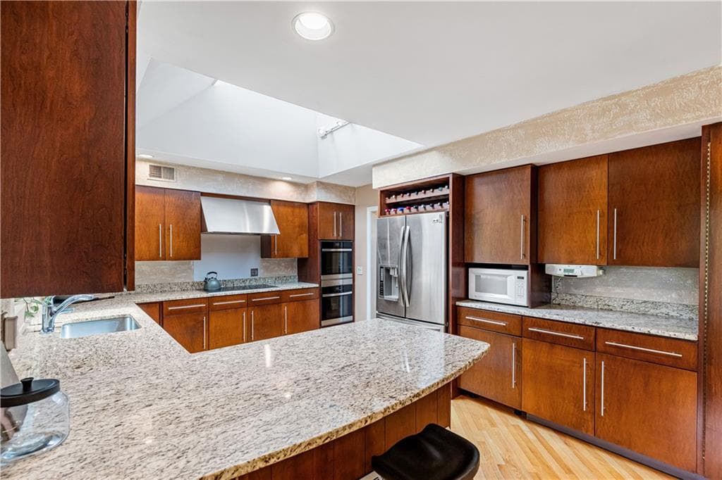 Single Family Residence at 145 East Hill Drive, Cranston, photo 27 of 50