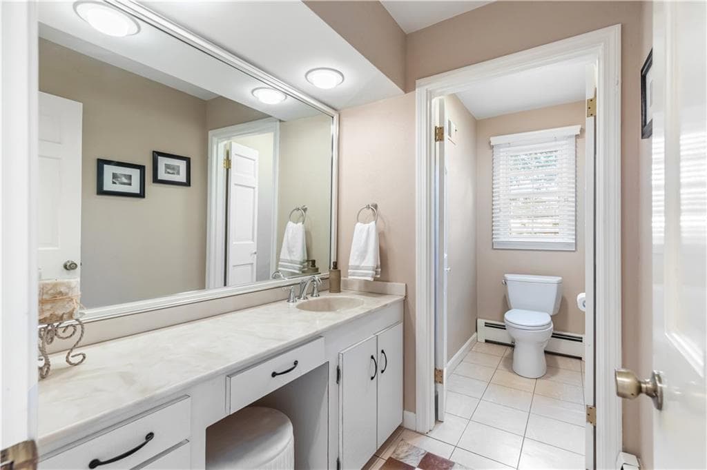 Single Family Residence at 145 East Hill Drive, Cranston, photo 16 of 50