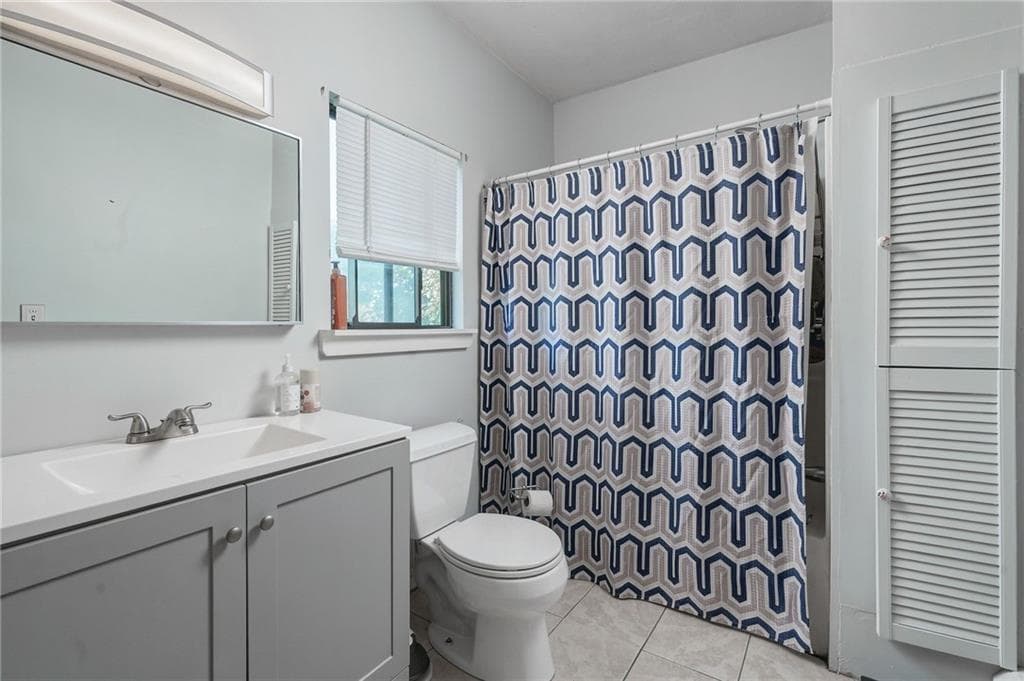 Condominium at 336 Killingly Street, Providence, photo 23 of 32