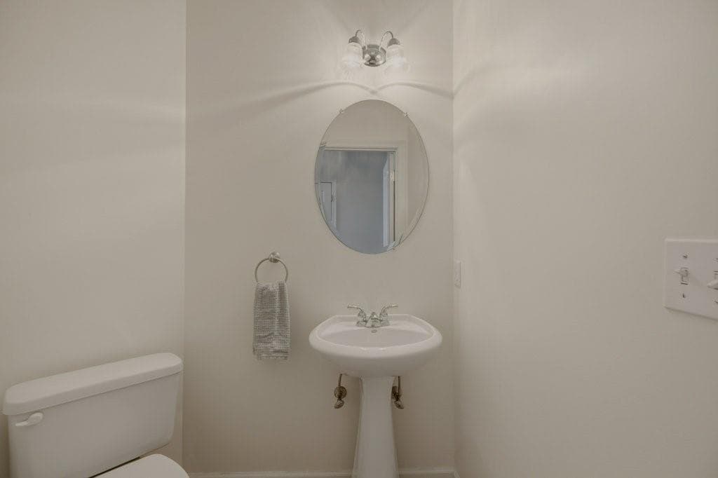 Condominium at 264 Rolling Hill Road UNIT 264, Portsmouth, photo 17 of 46
