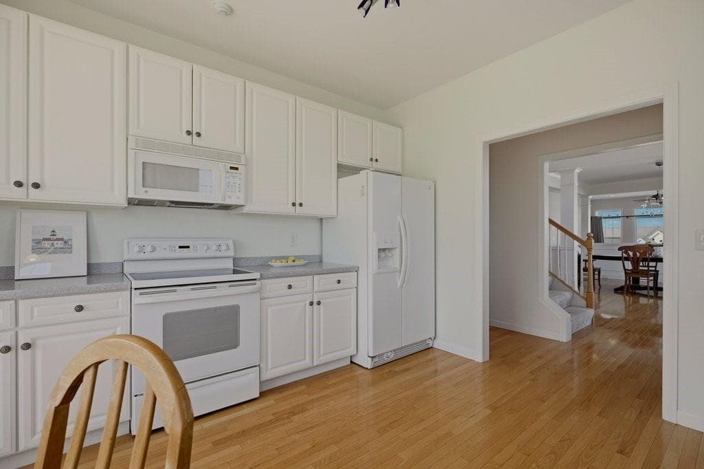 Condominium at 264 Rolling Hill Road UNIT 264, Portsmouth, photo 15 of 46
