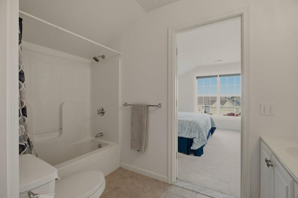 Condominium at 264 Rolling Hill Road UNIT 264, Portsmouth, photo 35 of 46