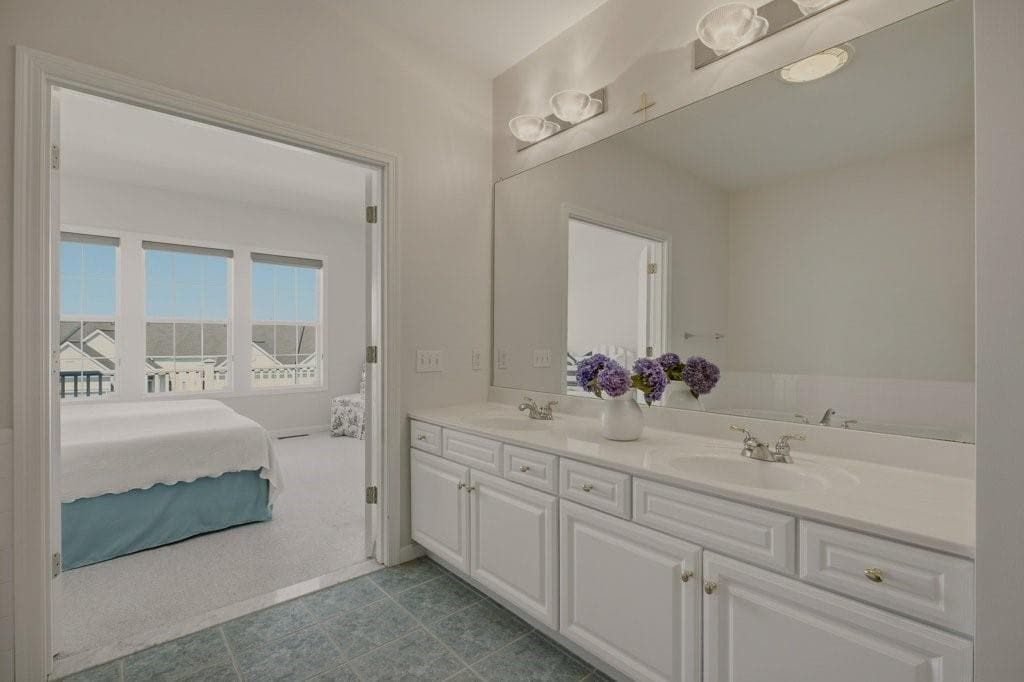 Condominium at 264 Rolling Hill Road UNIT 264, Portsmouth, photo 21 of 46