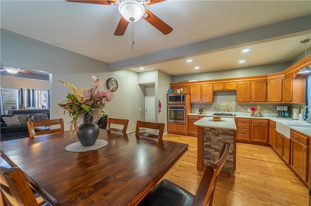 Single Family Residence at 127 Boutwell Street, Pawtucket, photo 2 of 26