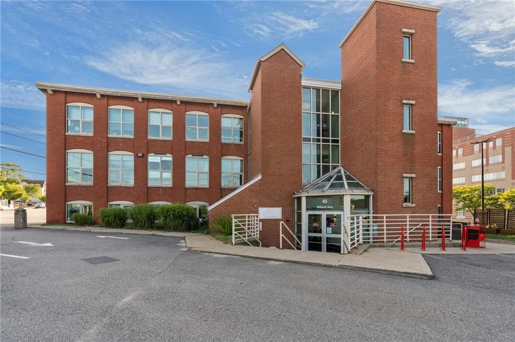 45 Willard Avenue UNIT 3