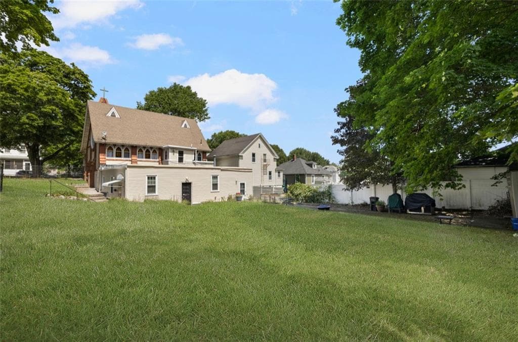 576 Fairmount Street photo 49