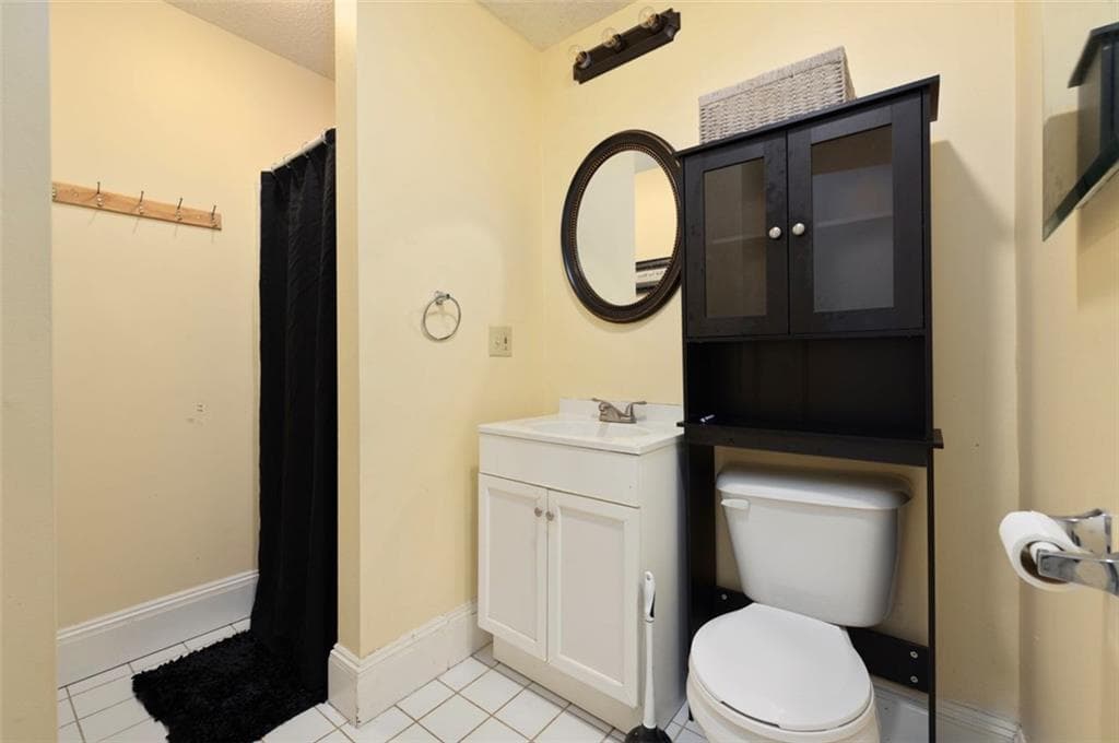 576 Fairmount Street photo 39