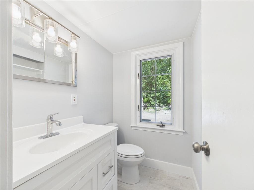 229 Hunt Avenue photo 23