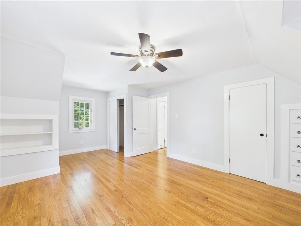 229 Hunt Avenue photo 26