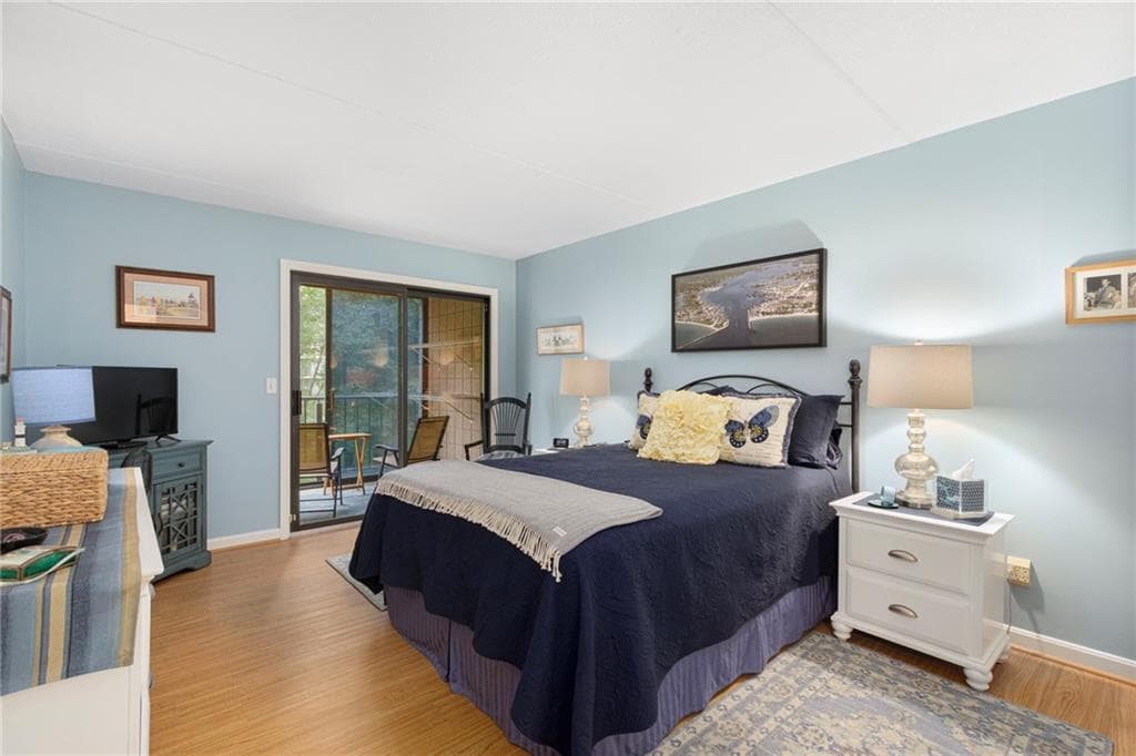 650 East Greenwich Avenue UNIT 3-308 photo 17