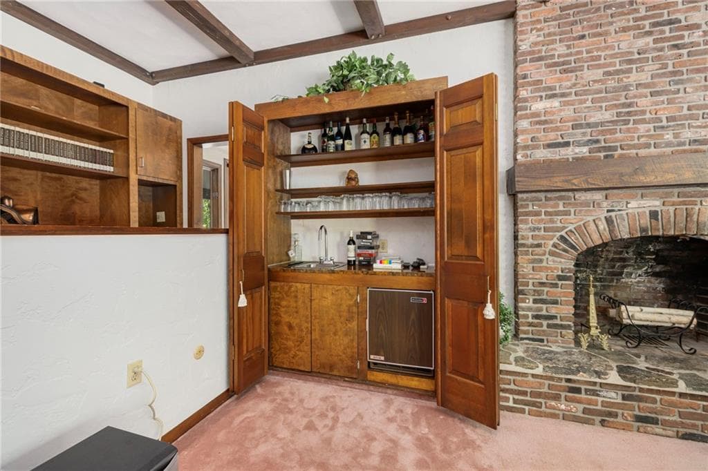 Single Family Residence at 1825 Middle Road, East Greenwich, photo 10 of 46