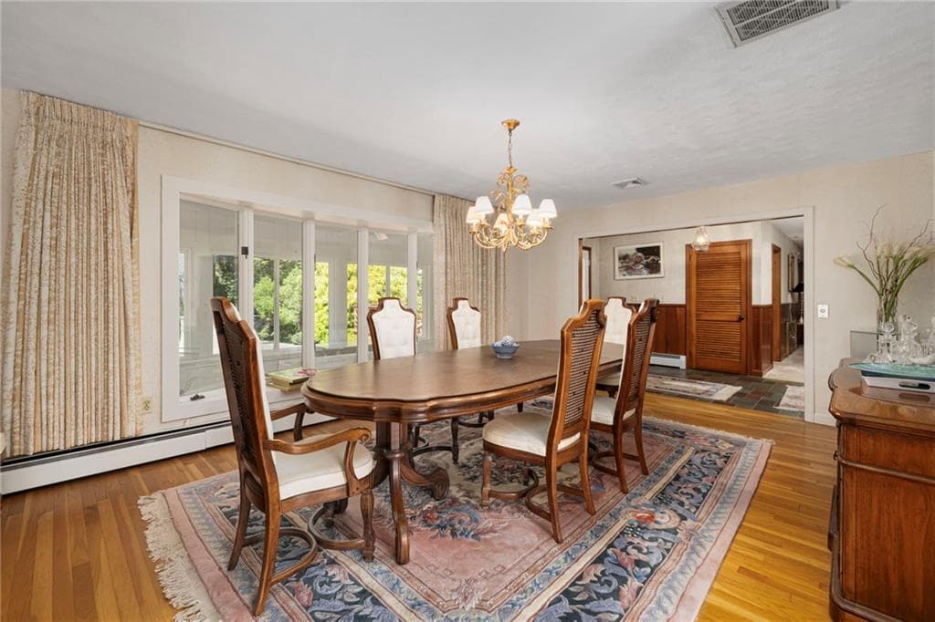 Single Family Residence at 1825 Middle Road, East Greenwich, photo 15 of 46