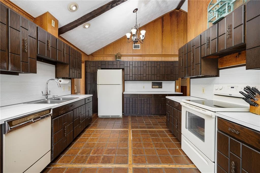 Single Family Residence at 1825 Middle Road, East Greenwich, photo 11 of 46