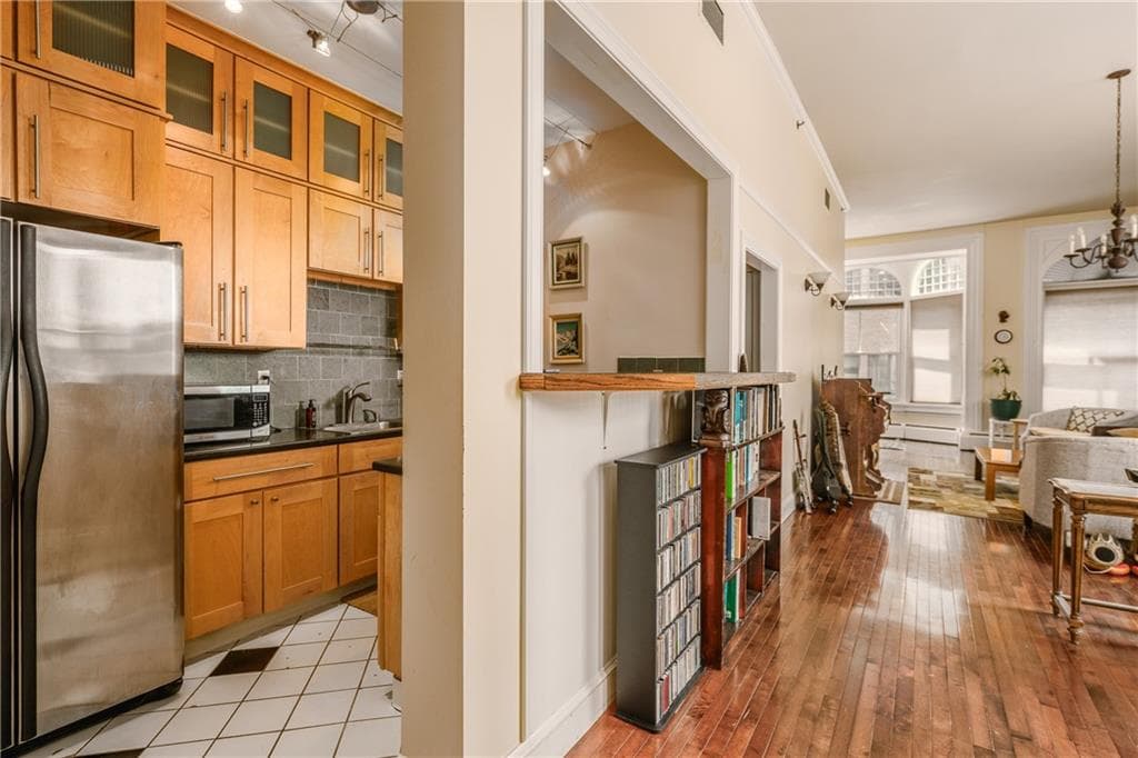 385 Westminster Street UNIT 4C photo 5