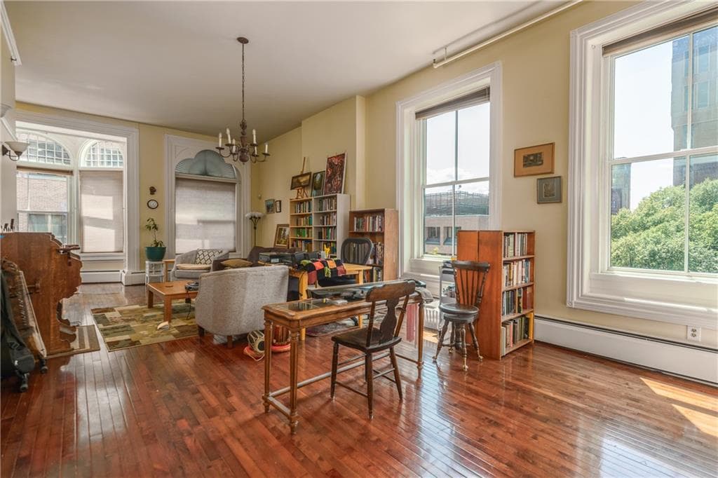 385 Westminster Street UNIT 4C photo 4