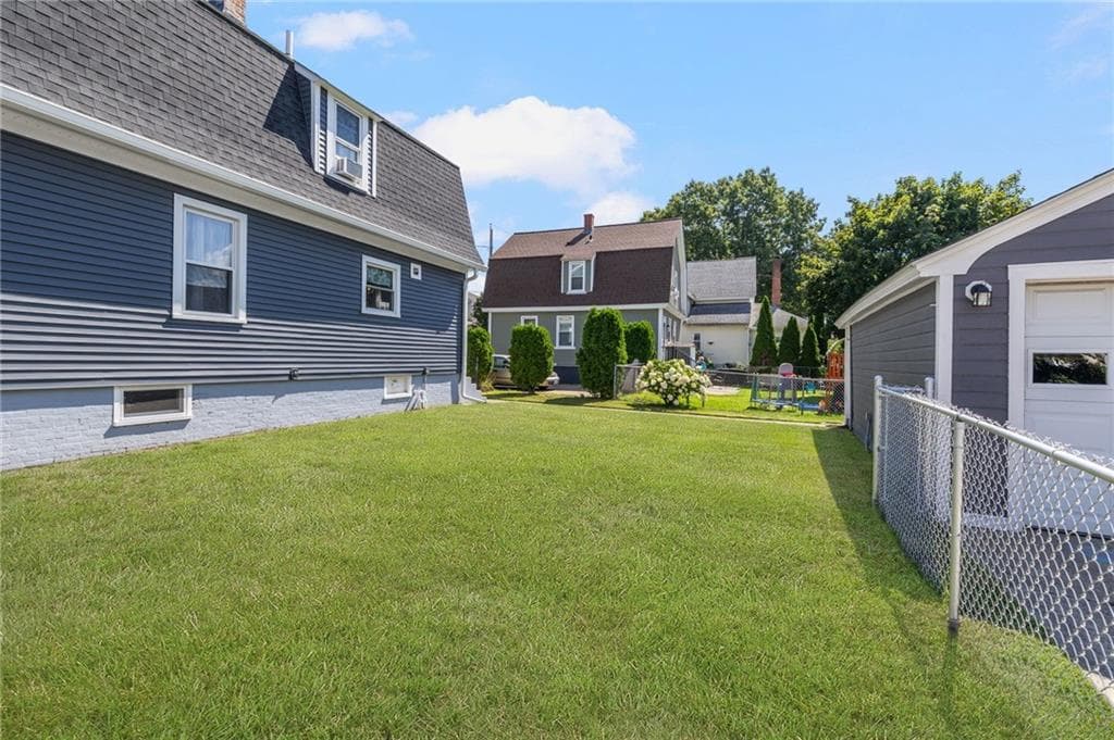 138 Burgess Avenue photo 37