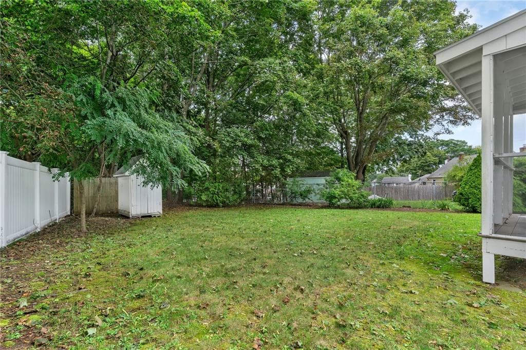 64 King Phillip Drive photo 22