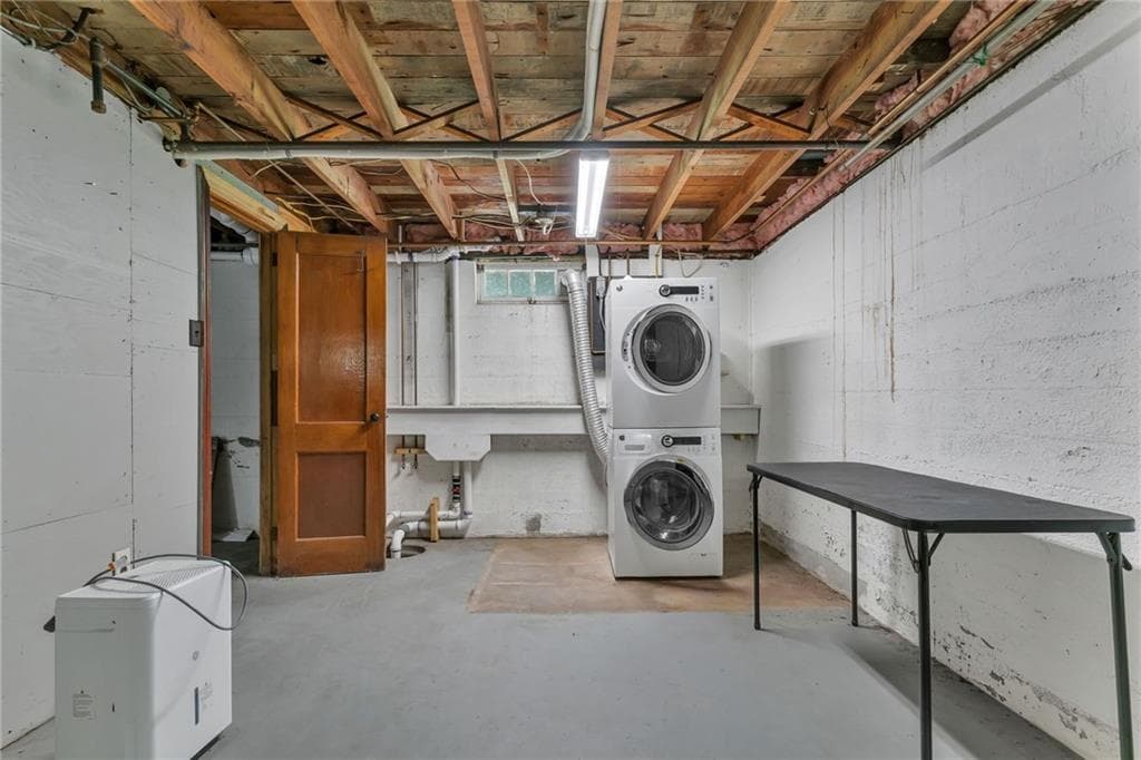 64 King Phillip Drive photo 37