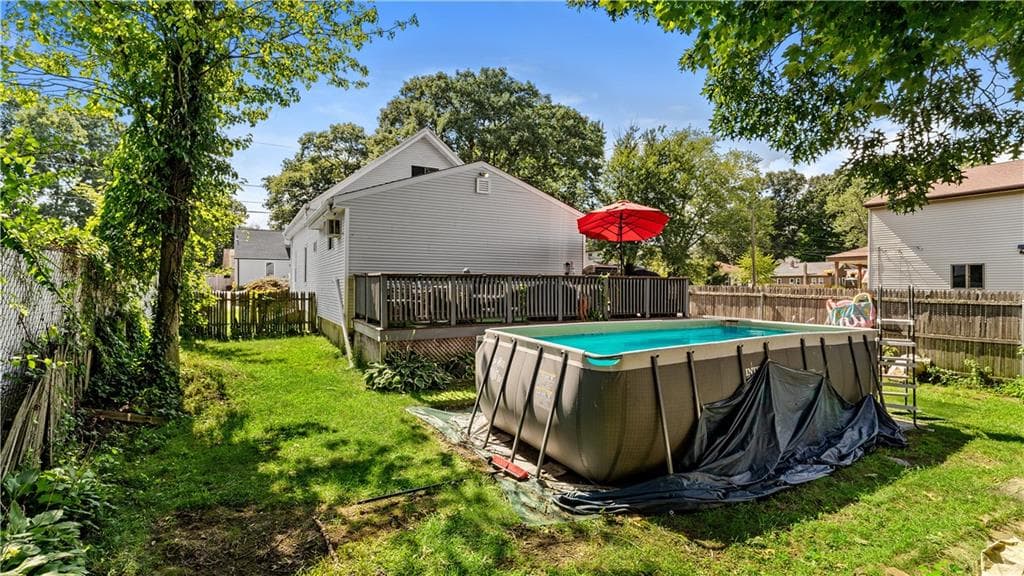 Single Family Residence at 62 Milton Road, Warwick, photo 23 of 27