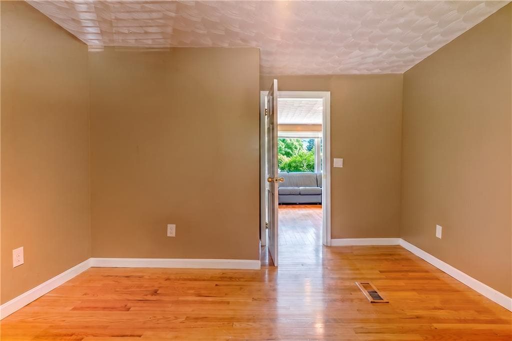 103 Lake Drive photo 23
