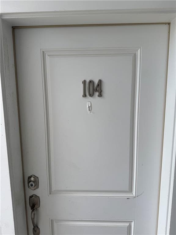 1535 Atwood Avenue UNIT 104 photo 2