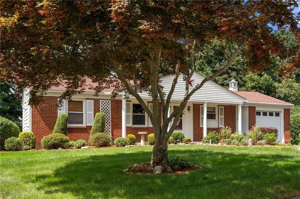 63 Pine Crest Drive photo 4
