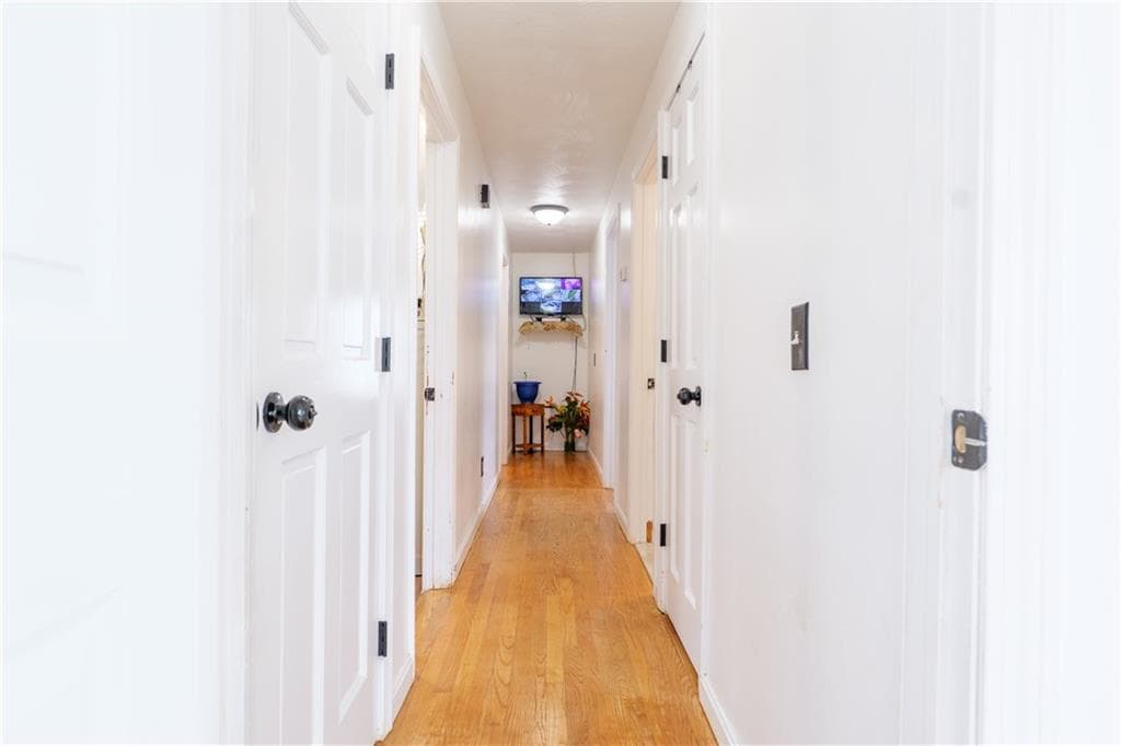 216 Wendell Street photo 9