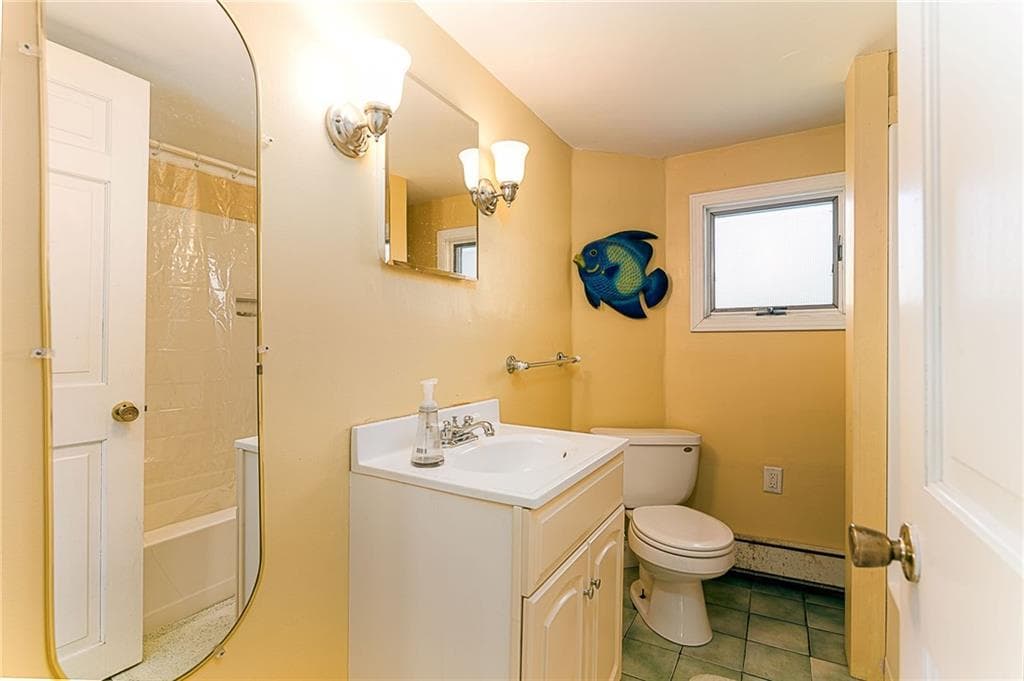 Single Family Residence at 1 East Shore Drive, Charlestown, photo 20 of 23