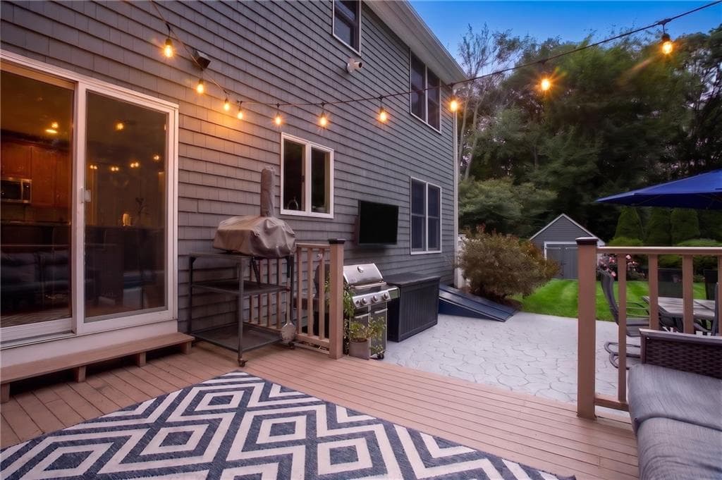 Single Family Residence at 205 Holly Hills Lane, North Kingstown, photo 11 of 50