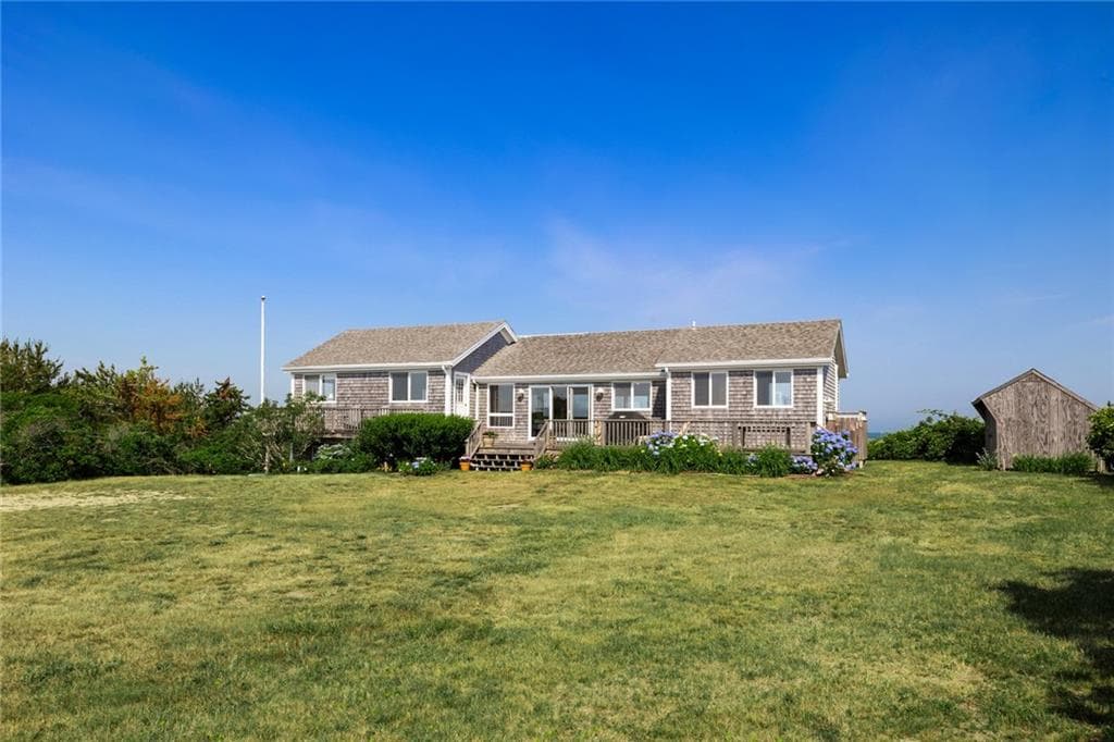 1152 Champlin Road photo 5
