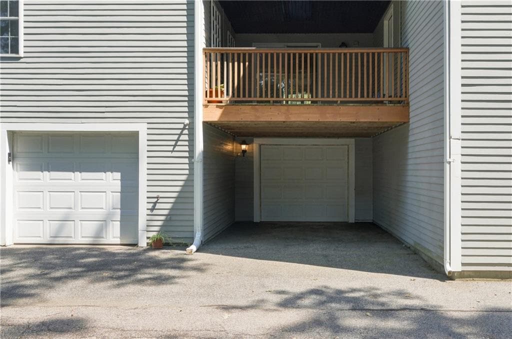 720 Putnam Pike UNIT 704 photo 36