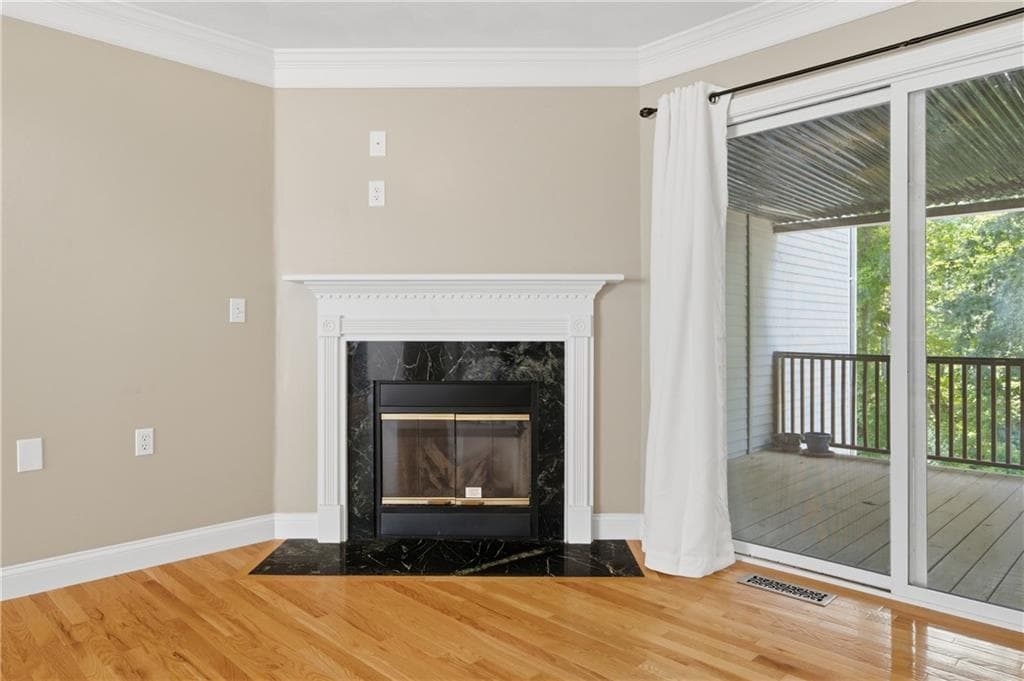720 Putnam Pike UNIT 704 photo 19