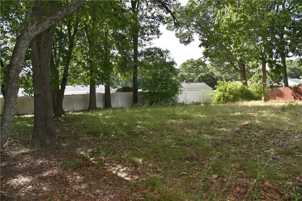 Single Family Residence at 113 Canfield Avenue, Warwick, photo 4 of 11