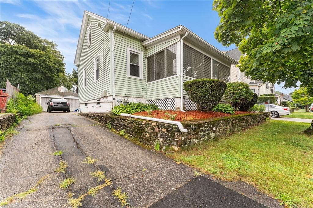 Single Family Residence at 176 Burgess Avenue, East Providence, photo 28 of 29
