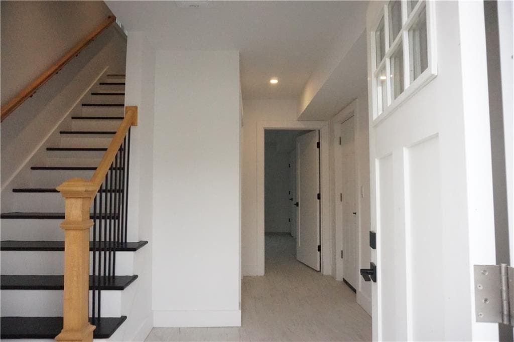 1232 Narragansett Boulevard photo 4