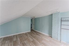 190 192 Manton Avenue photo 6