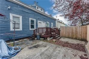 190 192 Manton Avenue photo 12