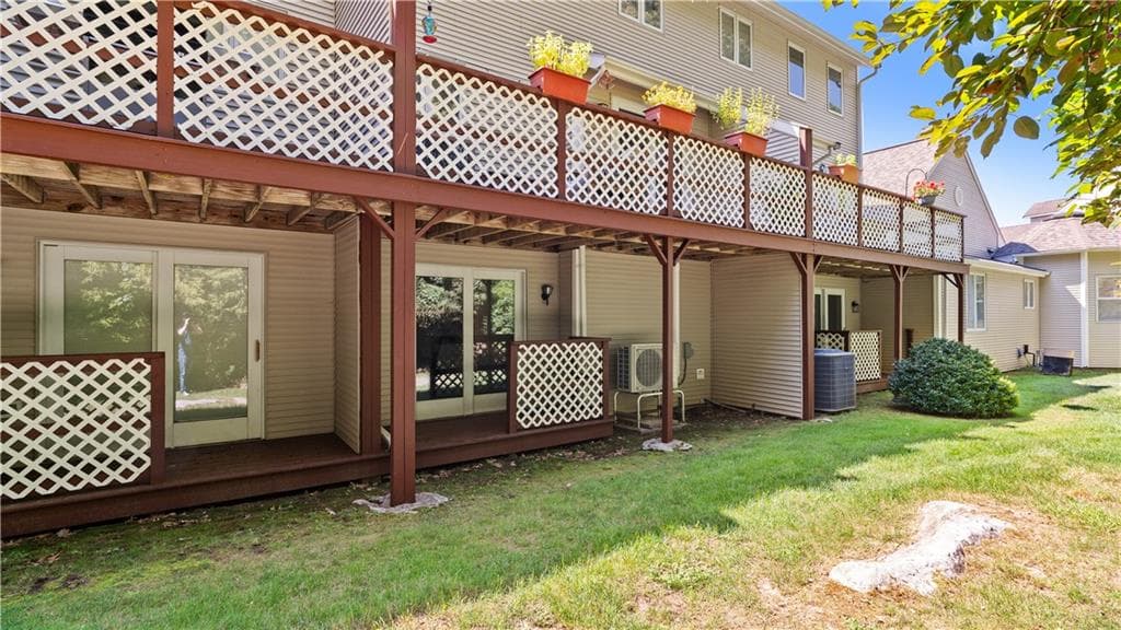 Condominium at 200 River Farms Drive UNIT 200, West Warwick, photo 27 of 38