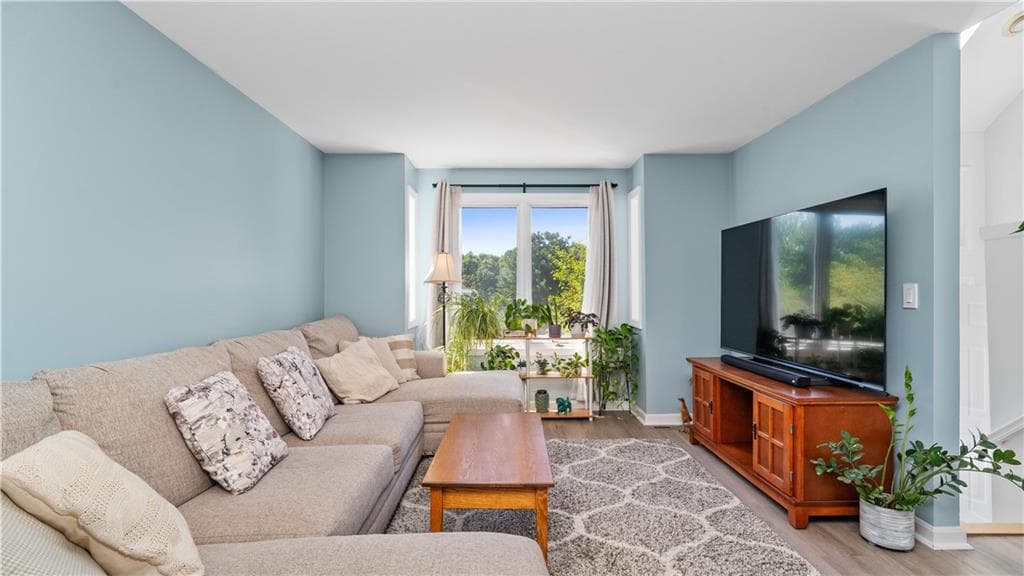 Condominium at 200 River Farms Drive UNIT 200, West Warwick, photo 2 of 38