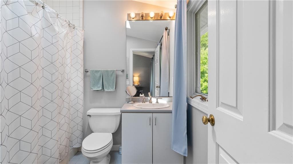 Condominium at 200 River Farms Drive UNIT 200, West Warwick, photo 18 of 38