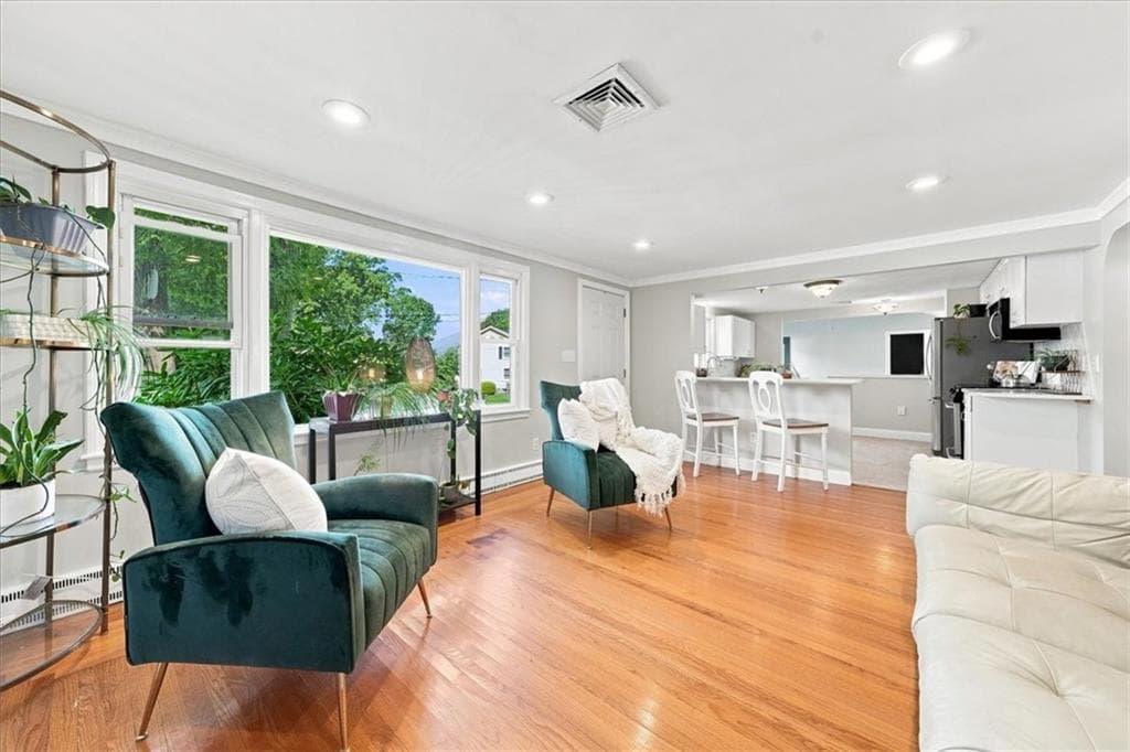 14 Woodhill Drive photo 13