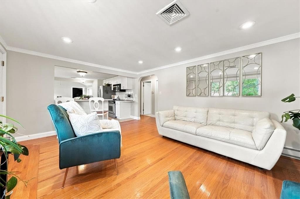 14 Woodhill Drive photo 12