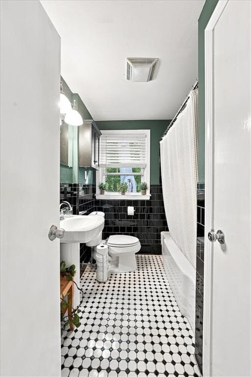 14 Woodhill Drive photo 18