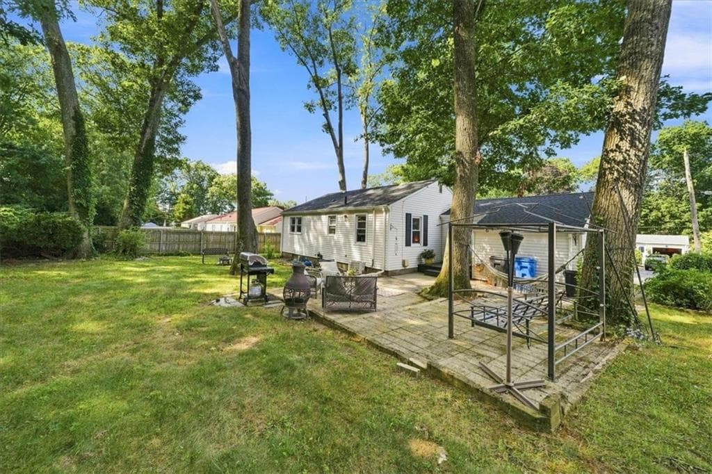 14 Woodhill Drive photo 40