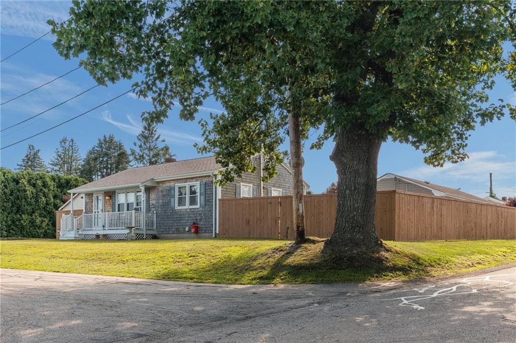7 Thurston Avenue photo 4