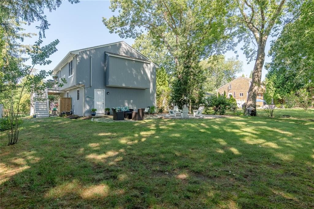 Single Family Residence at 85 North River Drive, Narragansett, photo 31 of 32