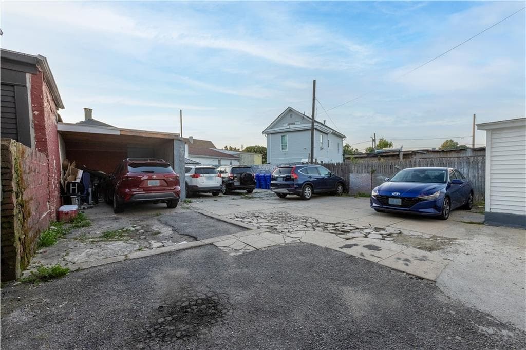 119 Elmwood Avenue photo 31